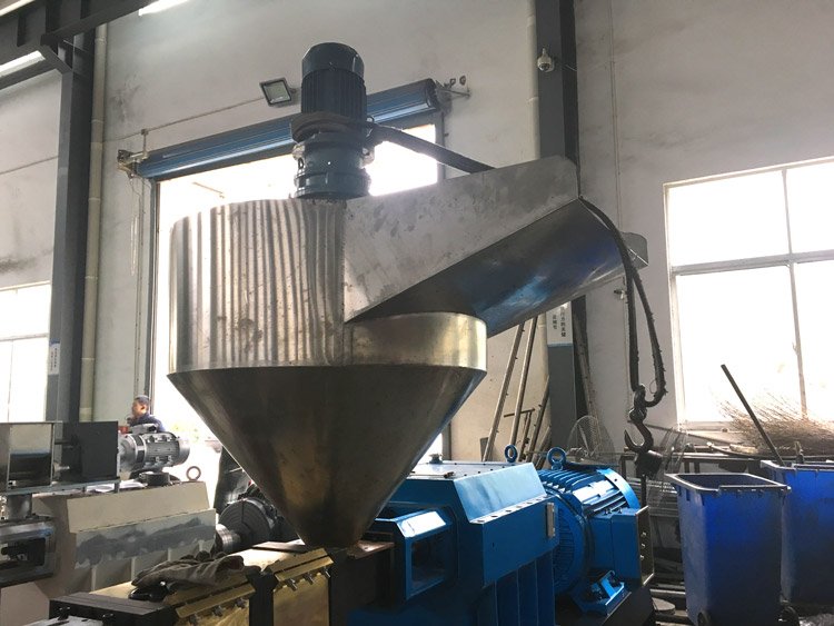 extruder-hopper.jpg.