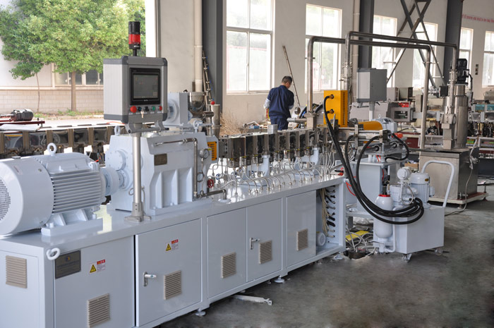 underwater-pelletizer.jpg Unterwasserpelletizer.JPG