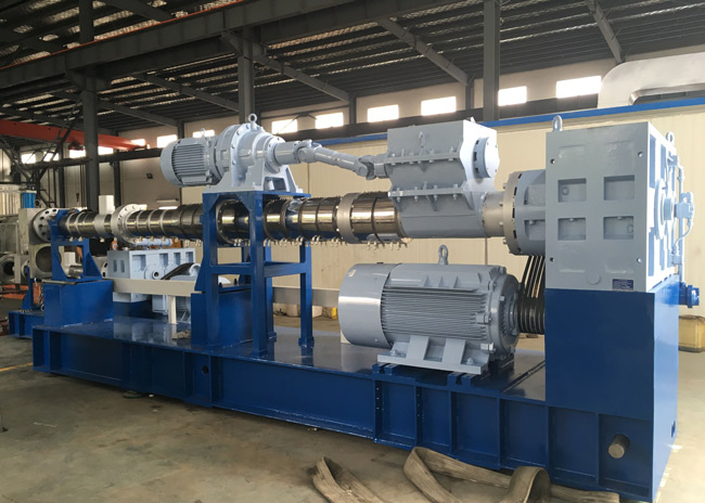 Kunststoffrecyclingmaschine