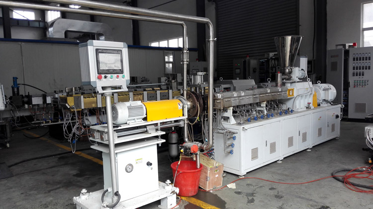 Twin-SCERW-Extruder-Main-Machine.jpg
