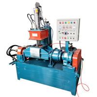 Maschinentest läuft - Gummi-Knetmaschine