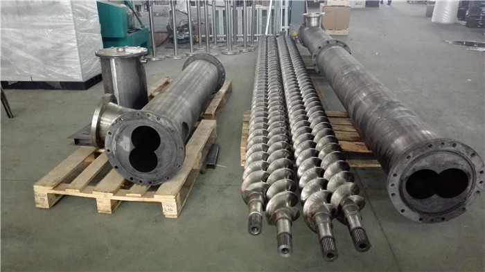 Integrierter paralleler Doppelschneckenextruder