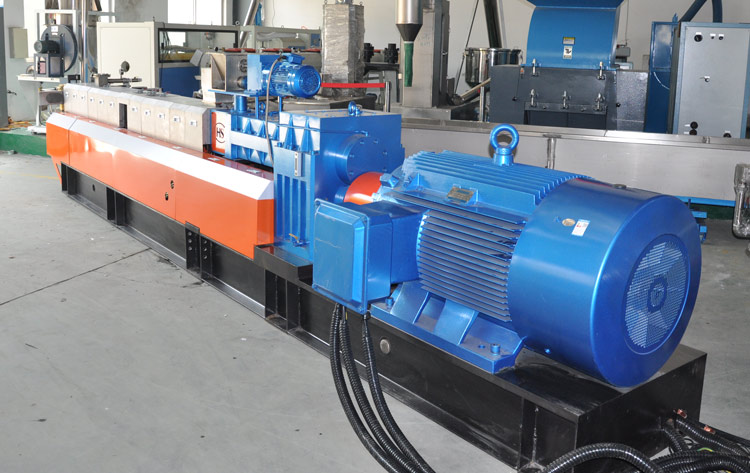 Twin-Screw-Extruder.jpg