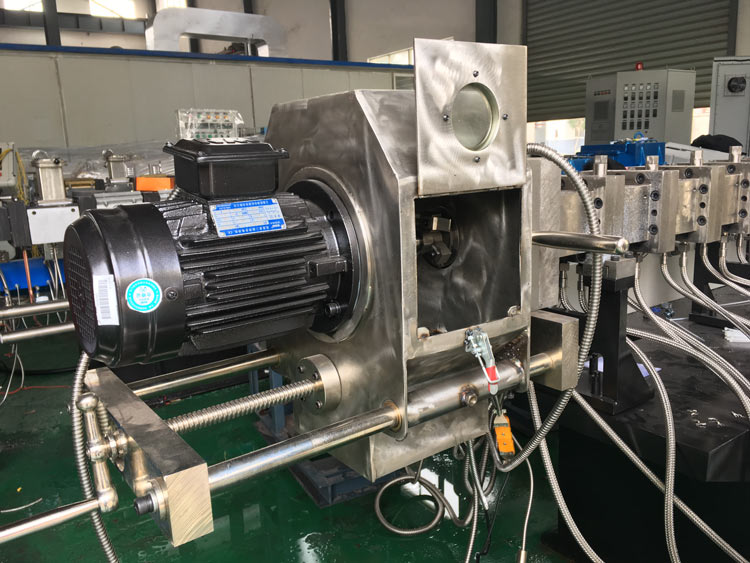Edelstahl-Twin-Screw-Extruder-Extruder .jpg