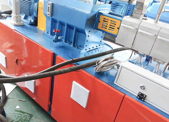  Die Einführung der TPU -Granula -Maschine